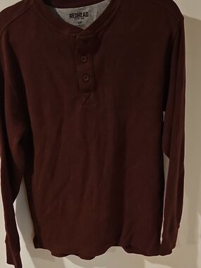 RedHead Men's Long-Sleeve Henley in Brown